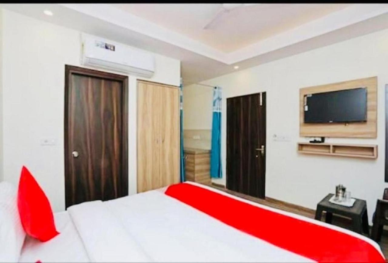 Del Fox Hotel, Delhi Airport New Delhi Exterior foto